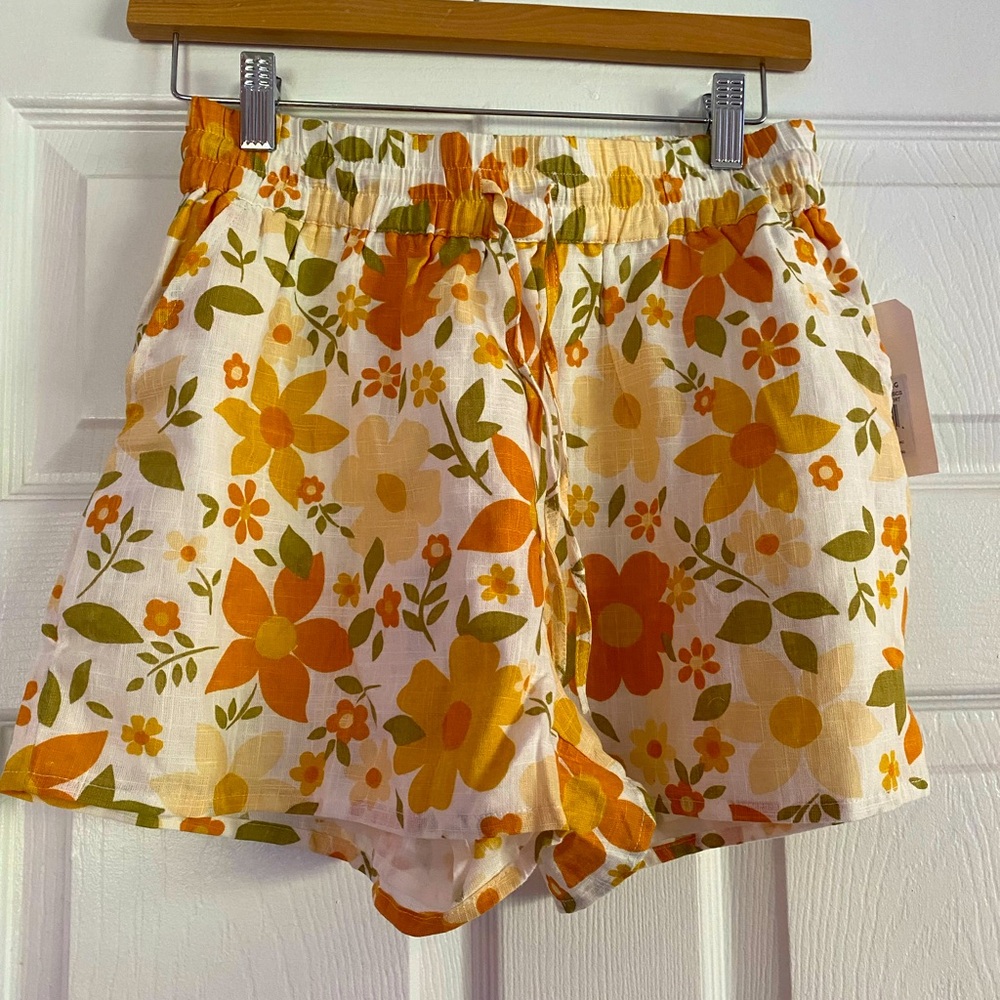 Billabong Made for Sun short NWT